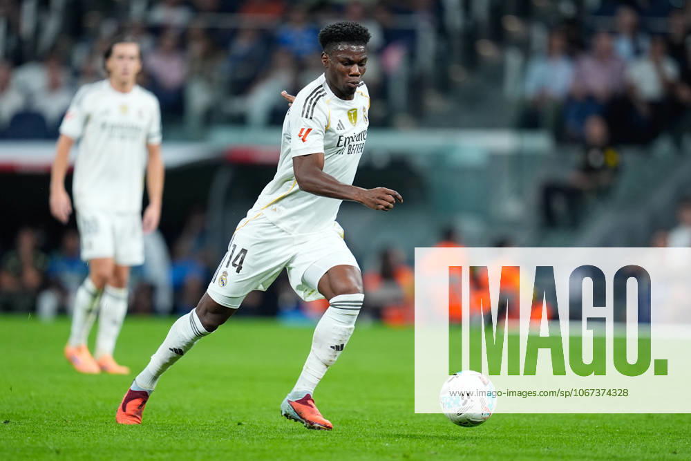 Aurelien Tchouameni of Real Madrid CF in action during the Spanish League, LaLiga EA Sports, football match played between Real Madrid and Villarreal CF at Santiago Bernabeu stadium on October 04, 2025, in Madrid, Spain. Madrid Spain - ZUMAa181 20251004_zaa_a181_353