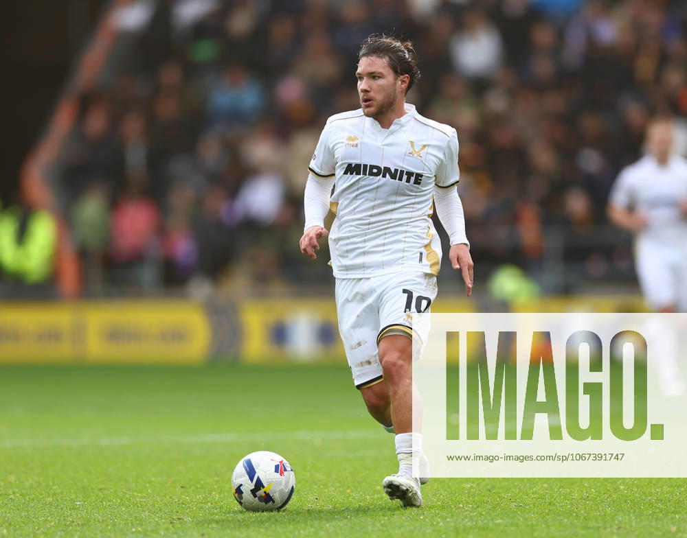 Kingston upon Hull, England, 4th October 2025. Callum O Hare of Sheffield United during the Hull City vs Sheffield United Sky Bet Championship match at the MKM Stadium, Kingston upon Hull. Picture credit should read: Simon Bellis Sportimage . SPI_072_SB_Hull_Sheffield_United SPI-4194