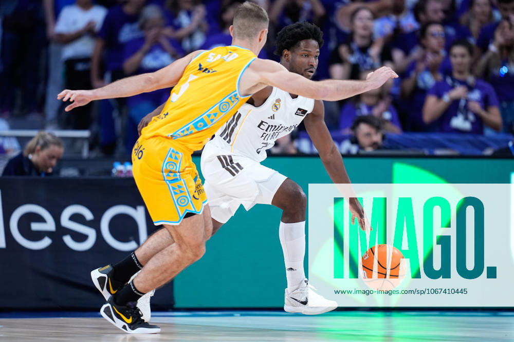 Andres Feliz of Real Madrid in action during the Spanish League, Liga ACB Endesa, basketball match played between Real Madrid and Dreamland Gran Canaria at Movistar Arena on October 05, 2025, in Madrid, Spain. Madrid Spain - ZUMAa181 20251005_zaa_a181_051