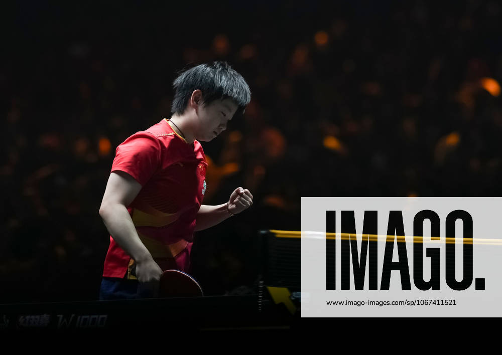 (251005) -- BEIJING, Oct. 5, 2025 -- Sun Yingsha reacts during the women s singles final match between Sun Yingsha of China and Wang Manyu of China at 2025 World Table tennis, Tischtennis (WTT) China Smash in Beijing, China, Oct. 5, 2025. ) (SP)CHINA-BEIJING-TABLE TENNIS-WTT-CHINA SMASH-WOMEN S SINGLES-FINAL (CN) SunxFei