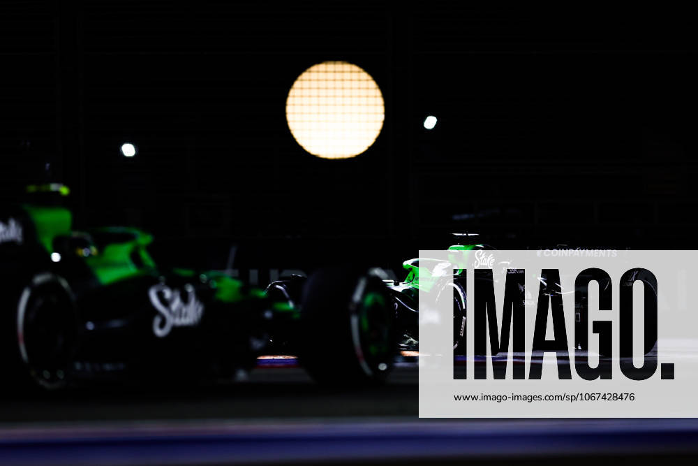 F1 - SINGAPORE GRAND PRIX 2025 27 HULKENBERG Nico (ger), Stake F1 Team Kick C45, action during the 2025 Formula 1 Singapore Grand Prix, 18th round of the 2025 FIA Formula One World Championship, WM, Weltmeisterschaft from October 3 to 5, 2025 on the Marina Bay Street Circuit, in Singapore - SingaporeSingapore
