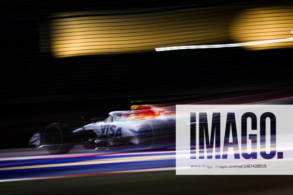 F1 - SINGAPORE GRAND PRIX 2025 30 LAWSON Liam (nzl), Visa Cash App RB F1 Team VCARB02, action during the 2025 Formula 1 Singapore Grand Prix, 18th round of the 2025 FIA Formula One World Championship, WM, Weltmeisterschaft from October 3 to 5, 2025 on the Marina Bay Street Circuit, in Singapore - SingaporeSingapore