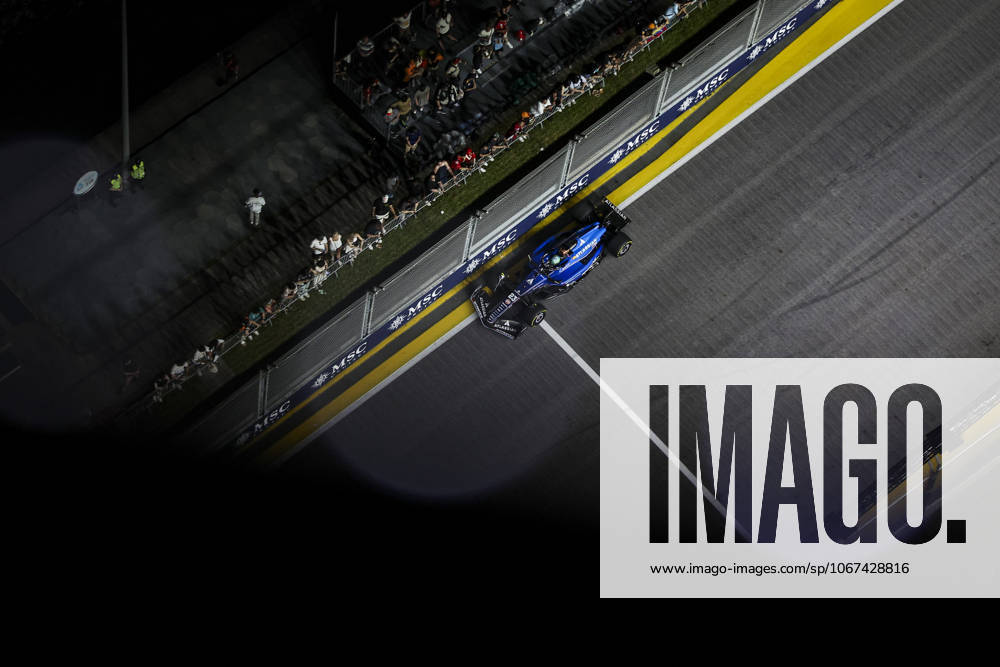 F1 - SINGAPORE GRAND PRIX 2025 23 ALBON Alexander (tha), Williams Racing FW47, action during the 2025 Formula 1 Singapore Grand Prix, 18th round of the 2025 FIA Formula One World Championship, WM, Weltmeisterschaft from October 3 to 5, 2025 on the Marina Bay Street Circuit, in Singapore - SingaporeSingapore