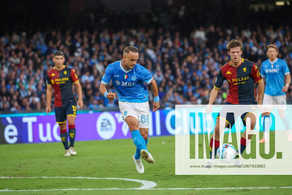 Stanislav Lobotka of SSC Napoli During the 2025 26 Italian Serie A football match between SSC Napoli and Genoa on October 5, 2025, at the Diego Armando Maradona Stadium in Naples...Pictured: Napoli ITALIA - ZUMAs236 20251005_aap_s236_042