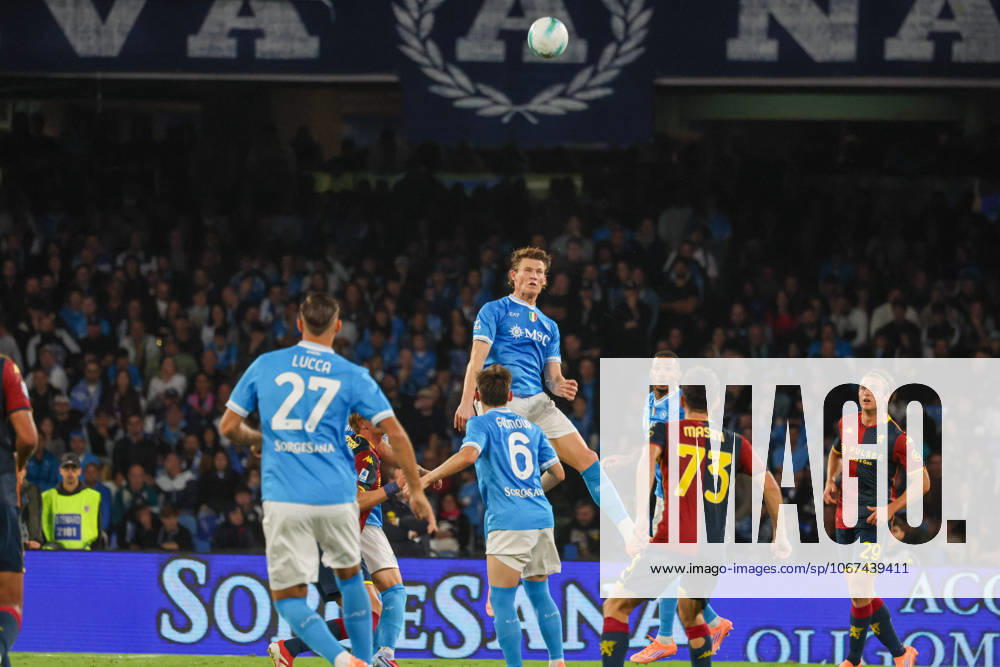 Scott McTominay of SSC Napoli During the 2025 26 Italian Serie A football match between SSC Napoli and Genoa on October 5, 2025, at the Diego Armando Maradona Stadium in Naples...Pictured: Napoli ITALIA - ZUMAs236 20251005_aap_s236_113
