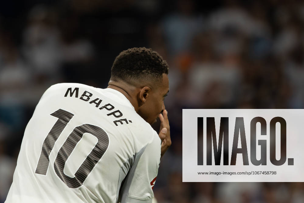 Kylian Mbappà Real Madrid celebrate a goal during the EA SPORTS La Liga 2025-2026 match between Real Madrid and Villarreal CF played at the Santiago Bernabà u Stadium. Final score: Real Madrid 3 - 1 Villarreal CF Madrid Spain - ZUMAs197 20251004_aaa_s197_990