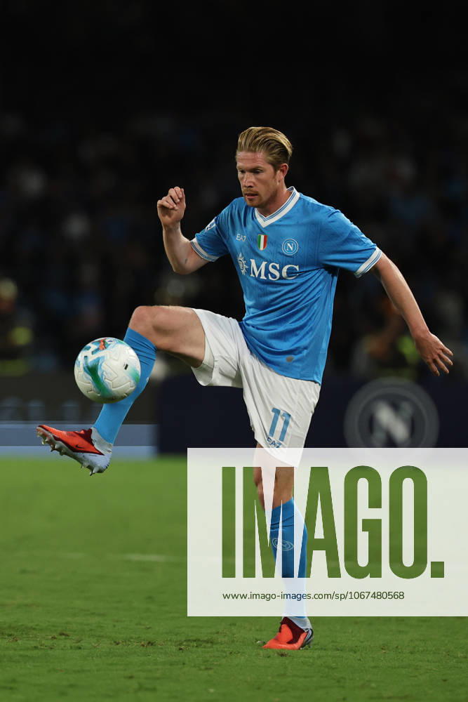 Napolis Kevin De Bruyne during the Serie A soccer match between Napoli and Genoa at the Diego Armando Maradona Stadium in Naples, southern italy - Sunday , October 05 , 2025. - Soccer .