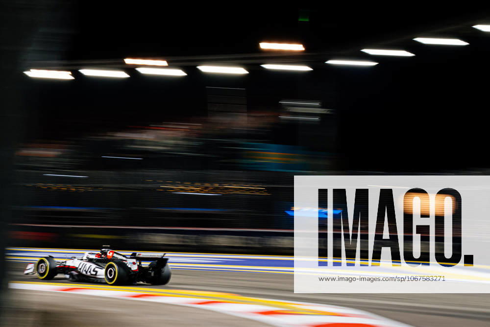 Esteban Ocon of Haas during the F1 Grand Prix of Singapore at Marina Bay Street Circuit on October, 5th, 2025 in Singapore. Singapore Singapore - ZUMAc251 20251005_znp_c251_004
