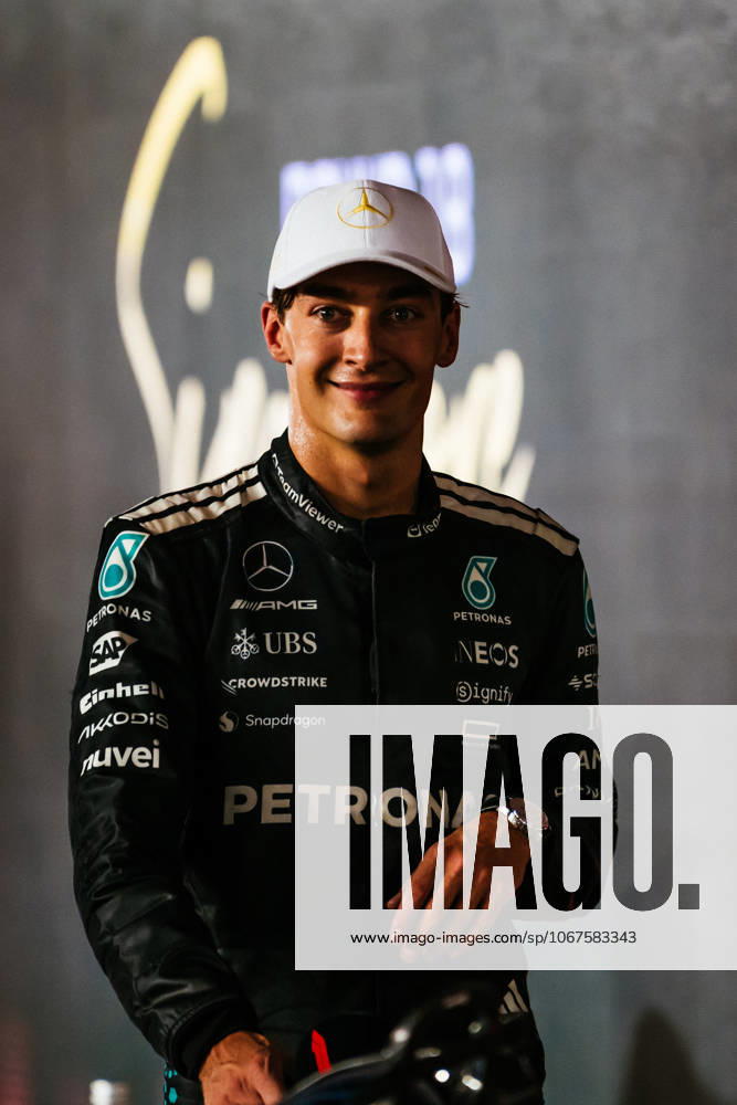 George Russell of Mercedes celebrates after the win at the F1 Grand Prix of Singapore at Marina Bay Street Circuit on October, 5th, 2025 in Singapore. Singapore Singapore - ZUMAc251 20251005_znp_c251_028