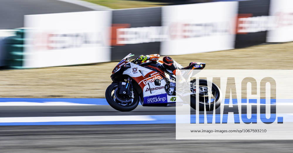Axel Bassani in action during the WorldSBK Championship Free Practice at the Estoril Circuit, Portugal, on October 11, 2025. Cascais Portugal - ZUMAr200 20251010_zsp_r200_008