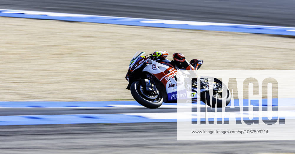 Axel Bassani in action during the WorldSBK Championship Free Practice at the Estoril Circuit, Portugal, on October 11, 2025. Cascais Portugal - ZUMAr200 20251010_zsp_r200_012
