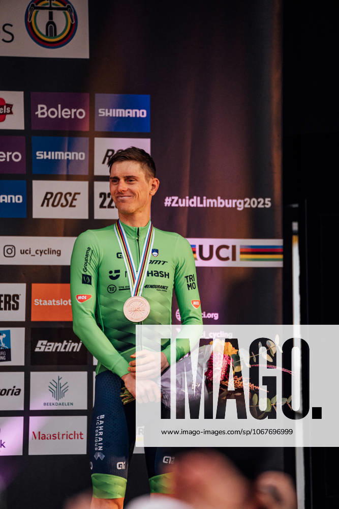 2025 UCI Gravel World Championships Picture by Alex Whitehead SWpix.com - 12 10 2025 - Cycling - 2025 UCI Gravel World Championships, Zuid-Limburg, Netherlands - Men Elite Race Podium - Matej Mohoric (Slovenia) receiving the Bronze Medal