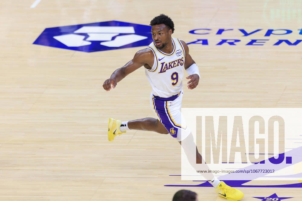Bronny James 9 of the Los Angeles Lakers during their preseason NBA, Basketball Herren, USA game against the Golden State Warriors on Sunday October 12, 2025 at Crypto.com Arena in Los Angeles, California. Lakers defeat Warriors, 126-116. JAVIER ROJAS PI Los Angeles USA - ZUMAp124 20251012_zaa_p124_154