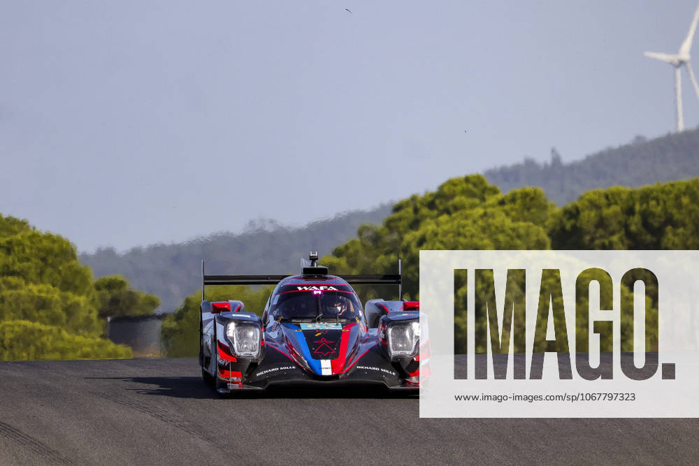 AUTO - ELMS - 4 HOURS OF PORTIMAO 2025 83 PERRODO Francois (fra),Matthieu VAXIVIERE (FRA), ROVERA Alessio (ita), AF Corse, Oreca 07, LMP2 Pro-Am, action during the 4 Hours of Portimao, 6th round of the 2025 European Le Mans Series on the Autodromo Internacional do Algarve from October 16 to 18, 2025 in Portimao, Portugal - PortimaoPortugal