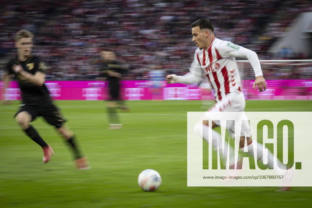 Said el Mala (1. FC Koeln, 13) sprinting during the Bundesliga match between 1. FC Koeln vs. FC Augsburg at the Rheinenergie-Stadion on matchday 7 of the 1. Bundesliga on October 18, 2025 in Koeln, Germany. DFL REGULATIONS PROHIBIT ANY USE OF PHOTOGRAPHS AS IMAGE SEQUENCES AND OR QUASI-VIDEO. Nordrhein-Westfalen Germany