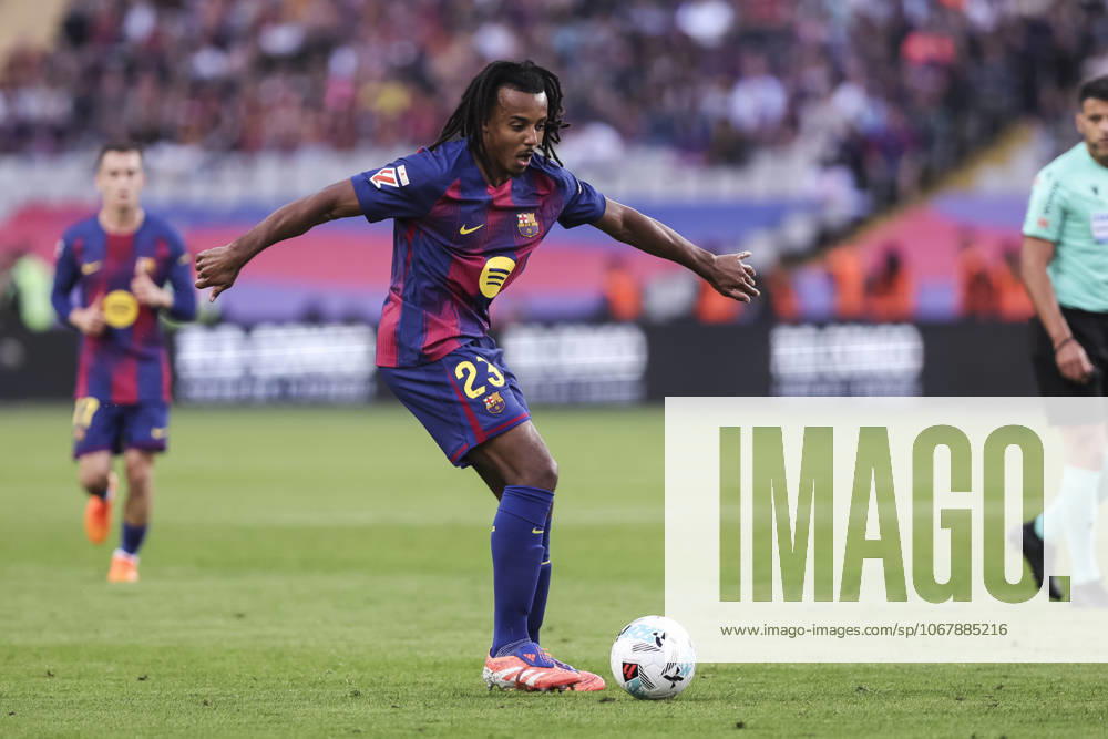 Jules Kounde of FC Barcelona, Barca in action during the Spanish league, La Liga EA Sports, football match played between FC Barcelona and Girona FC at Estadi Olimpic Lluis Companys on October 18, 2025 in Barcelona, Spain. Barcelona SPAIN - ZUMAa181 20251018_zaa_a181_113
