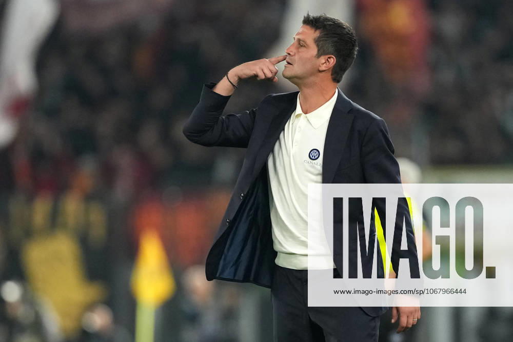 Cristian Chivu, head coach of FC Internazionale, during the Serie A 2025 2026 football match between AS Roma and FC Internazionale at Stadio Olimpico in Rome (Italy), October 18, 2025. antoniettaxbaldassarre