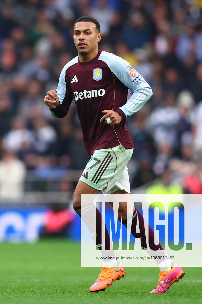 London, England, 19th October 2025. Morgan Rogers of Aston Villa during the Tottenham Hotspur vs Aston Villa Premier League match at the Tottenham Hotspur Stadium, London. Picture credit should read: Paul Terry Sportimage . SPI_107_PT_Tottenham_Villa SPI-4223-0107