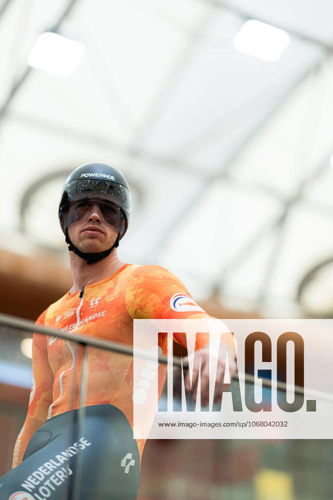 2025 Tissot UCI Track World Championships Picture by Alex Whitehead SWpix.com - 20 10 2025 - Cycling - 2025 Tissot UCI Track World Championships - Velodromo Penalolà n, Santiago, Chile - Training - Harrie Lavreysen of the Netherlands. Santiago Velodromo Parque Penalolà n Chile