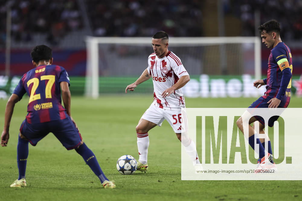Daniel Podence of Olympiacos FC in action during the UEFA Champions League 2025 26 League Phase MD3 match between FC Barcelona, Barca and Olympiacos FC at Estadi Olimpic Lluis Companys on October 21, 2025 in Barcelona, Spain. Barcelona SPAIN - ZUMAa181 20251021_zaa_a181_168