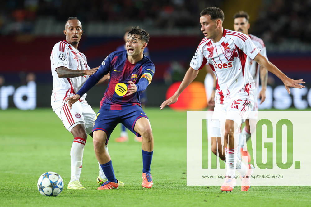 Gelson Martins of Olympiacos FC, Pedri of FC Barcelona, Barca and Santiago Hezze of Olympiacos FC in action during the UEFA Champions League 2025 26 League Phase MD3 match between FC Barcelona and Olympiacos FC at Estadi Olimpic Lluis Companys on October 21, 2025 in Barcelona, Spain. Barcelona SPAIN - ZUMAa181 20251021_zaa_a181_330