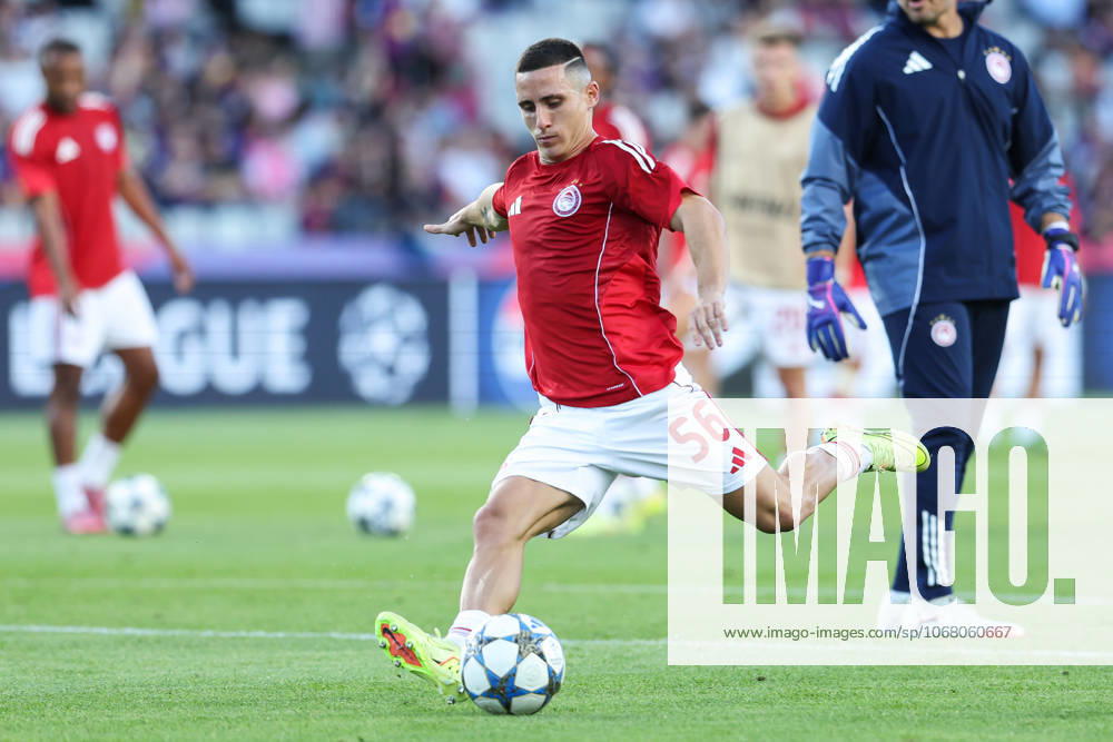 Daniel Podence of Olympiacos FC warms up during the UEFA Champions League 2025 26 League Phase MD3 match between FC Barcelona, Barca and Olympiacos FC at Estadi Olimpic Lluis Companys on October 21, 2025 in Barcelona, Spain. Barcelona SPAIN - ZUMAa181 20251021_zaa_a181_345