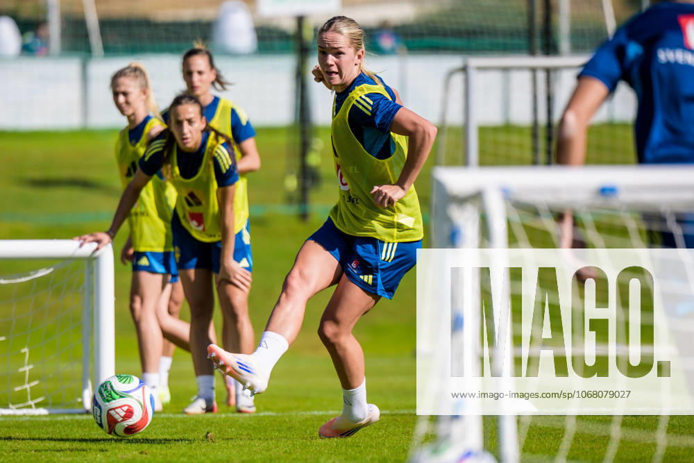 Hanna Lundkvist of the Swedish women s national football team on October 22, 2025 in Benahavis. Photo: Ludvig Thunman BILDBYRAN kod LT LT0733 fotboll football soccer fotball träning practice training sverige sweden dam bbeng