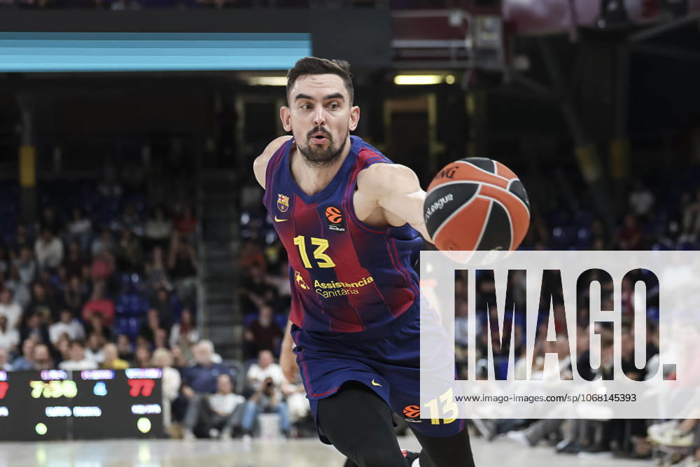 Tomas Satoransky of FC Barcelona, Barca in action during the Turkish Airlines Euroleague 2025 26 League Phase MD6 match played between FC Barcelona and Zalgiris Kaunas at Palau Blaugrana on October 23, 2025 in Barcelona, Spain. Barcelona Spain - ZUMAa181 20251023_zaa_a181_133