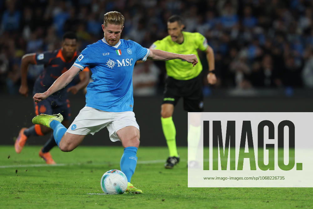 Napolis Kevin De Bruyne goal 1-0 during the Serie A soccer match between Napoli and Inter at the Diego Armando Maradona Stadium in Naples, southern italy - Saturday , October 25 , 2025. - Soccer .