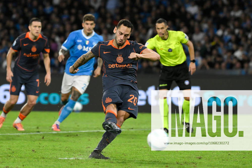 Hakan Calhanoglu of FC Internazionale scores on penalty the goal of 2-1 for his side during the Serie A 2025 2026 football match between SSC Napoli and FC Internazionale at Diego Armando Maradona stadium in Naples (Italy), October 25, 2025. andreaxstaccioli