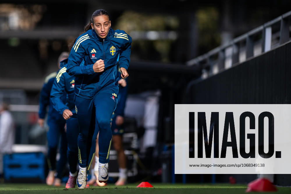Rosa Kafaji of the Swedish women s national football team during a training session on October 27, 2025 in Gothenburg. Photo: Mathias Bergeld BILDBYRAN kod MB MB1227 fotboll football soccer fotball nations league uefa womens nations league träning practice training sverige sweden dam bbeng