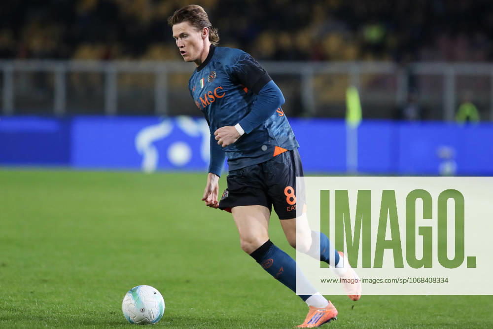 Scott McTominay of SSC Napoli in action during the serie A match between US Lecce and SSC Napoli at Ettore Giardiniero - Via del Mare stadium in Lecce (Italy), October 28,2025. massimilianoxcarnabuci