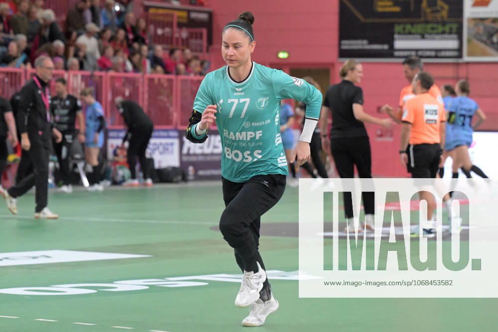 Sara Suba (TusSies Metzingen, 77) im Tor TusSies Metzingen vs. HSG Bensheim Auerbach, Handball, Alsco HBF, 5.Ligaspieltag, Saison 2025 2026, 29.10.2025 TusSies Metzingen vs. HSG Bensheim Auerbach, Handball, Alsco HBF, 5.Ligaspieltag, Saison 2025 2026, 29.10.2025 Tuebingen