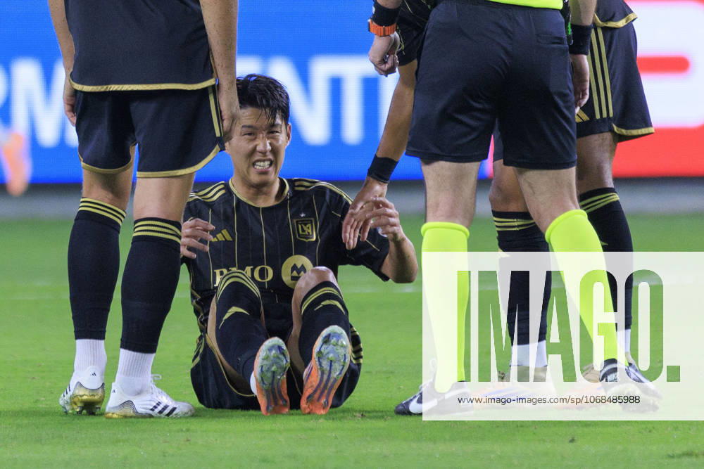 Son Heung-min 7 of the Los Angeles Football Club is helped up after being fouled during Game1 of the Audi 2025 MLS, Fussball Herren, USA Cup Playoffs game against the Austin FC on Wednesday October 29, 2025 at the BMO Stadium in Los Angeles, California. LAFC defeats Austin FC, 2-1. JAVIER ROJAS PI Los Angeles USA - ZUMAp124 20251029_zaa_p124_085