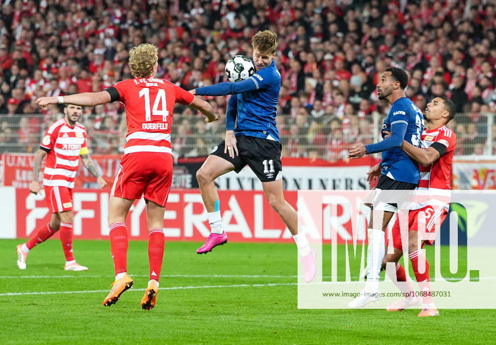 Joel Grodowski (DSC Arminia Bielefeld, 11) am Ball GER, 1. FC Union Berlin vs DSC Arminia Bielefeld, Fussball, DFB-Pokal, 2. Runde, Saison 2025 2026, 29.10.2025 DFL REGULATIONS PROHIBIT ANY USE OF PHOTOGRAPHS AS IMAGE SEQUENCES AND OR QUASI-VIDEO GER, 1. FC Union Berlin vs DSC Arminia Bielefeld, Fussball, DFB-Pokal, 2. Runde, Saison 2025 2026, 29.10.2025 Berlin