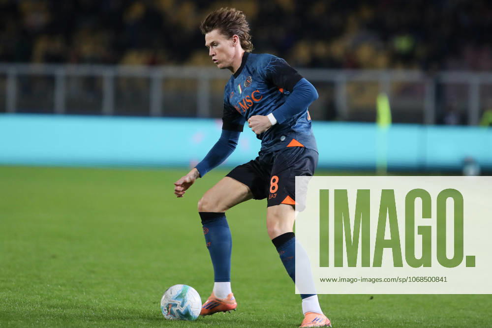 Scott McTominay of SSC Napoli in action during the serie A match between US Lecce and SSC Napoli at Ettore Giardiniero - Via del Mare stadium in Lecce (Italy), October 28,2025. massimilianoxcarnabuci