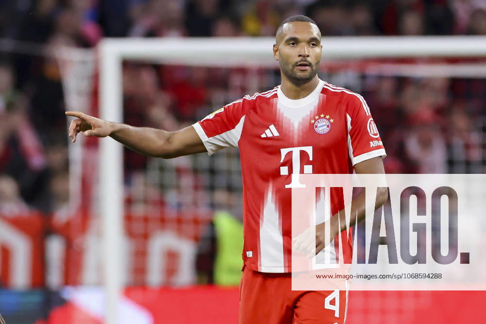 Jonathan Tah (FC Bayern Muenchen) gestikuliert, Bundesliga, FC Bayern München v Bayer 04 Leverkusen, Allianz Arena am 01. November 2025 in München, Deutschland. (Foto von Marco Steinbrenner DeFodi Images) Jonathan Tah (FC Bayern Muenchen) gestures, Bundesliga, FC Bayern München v Bayer 04 Leverkusen, Allianz Arena, November 1, 2025 in München, Germany. (Photo by Marco Steinbrenner DeFodi Images) DFL regulations prohibit any use of photographs as image sequences and or quasi-video. Jonathan Tah FC Bayern Muenchen gestures, Bundesliga, FC Bayern München v Bayer 04 Leverkusen, Allianz Arena on November 01, 2025 in Munich, Germany Photo by Marco Steinbrenner DeFodi Images Jonathan Tah FC Bayern Muenchen gestures, Bundesliga, FC Bayern München v Bayer 04 Leverkusen, Allianz Arena, November 1, 2025 in Munich, Germany Photo by Marco Steinbrenner DeFodi Images DFL regulations prohibit any use of photographs as image sequences and or quasi video