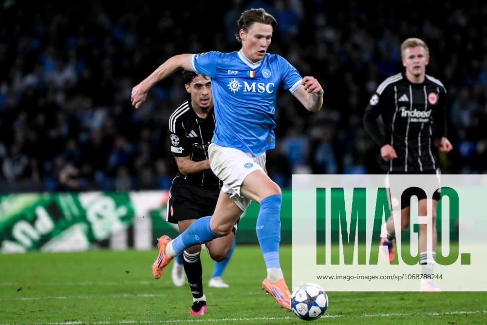 Scott McTominay of SSC Napoli in action during the UEFA Champions League 2025 2026 football match between SSC Napoli and Eintracht Frankfurt at Diego Armando Maradona stadium stadium in Naples (Italy), November 4, 2025. AndreaxStaccioli