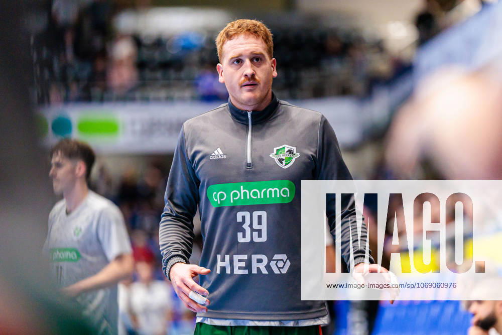 Lukas Stutzke (TSV Hannover-Burgdorf, 39) GER, TBV Lemgo Lippe vs. TSV Hannover-Burgdorf, Handball, 1. Bundesliga, 11. Spieltag, Spielzeit 2025 2026, 09.11.2025 GER, TBV Lemgo Lippe vs. TSV Hannover-Burgdorf, Handball, 1. Bundesliga, 11. Spieltag, Spielzeit 2025 2026, 09.11.2025 Lemgo