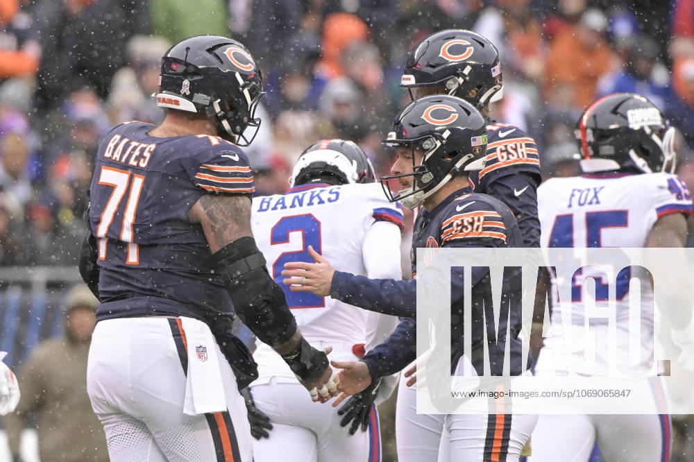 Chicago Bears place kicker Cairo Santos (8) celebrates his third quarter field goal against the New York Giants at Soldier Field in Chicago on Sunday, November 9, 2025. The Bears defeated the Giants 24-20. CHI20251109116 MARKxBLACK