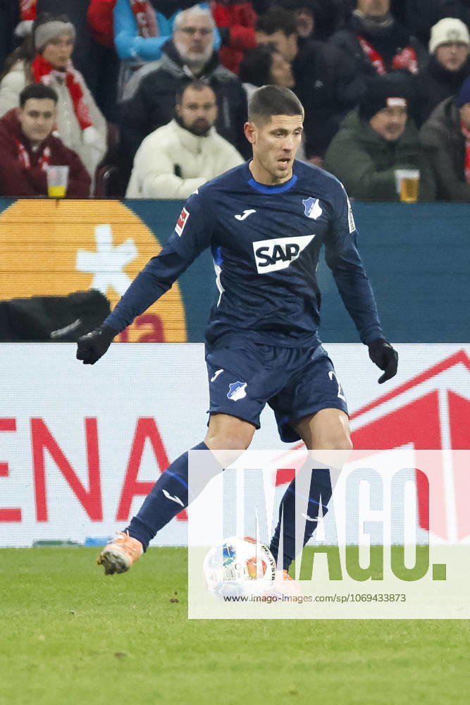 Andrej Kramaric (TSG Hoffenheim, 27) am Ball , Deutschland, Fussball, 1. Bundesliga, 11.Spieltag, 2025 2026, 1.FSV Mainz vs. TSG 1899 Hoffenheim, 21.11.2025, Mewa Arena, Mainz, Deutschland Mainz Mewa Arena Rheinland-Pfalz Deutschland