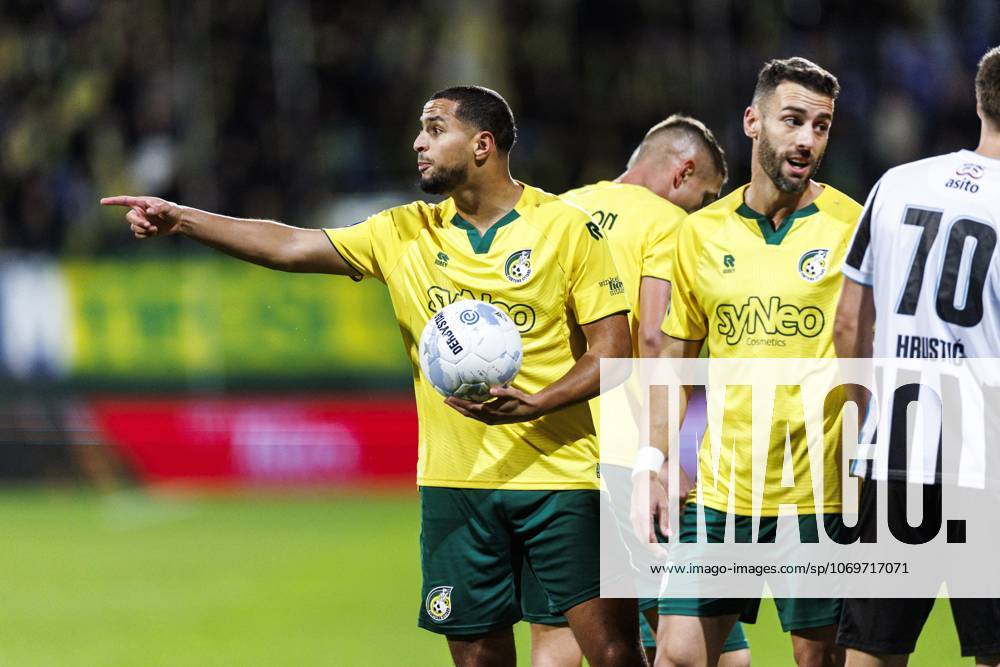 SITTARD - Mohamed Ihattaren of Fortuna Sittard during the Dutch Eredivisie match between Fortuna Sittard and Heracles Almelo at the Fortuna Sittard Stadium on November 29, 2025, in Sittard, Netherlands. ANP IRIS VAN DEN BROEK Eredivisie 2025-2026 ANPxSportx IVx 543388851 originalFilename: 543388851
