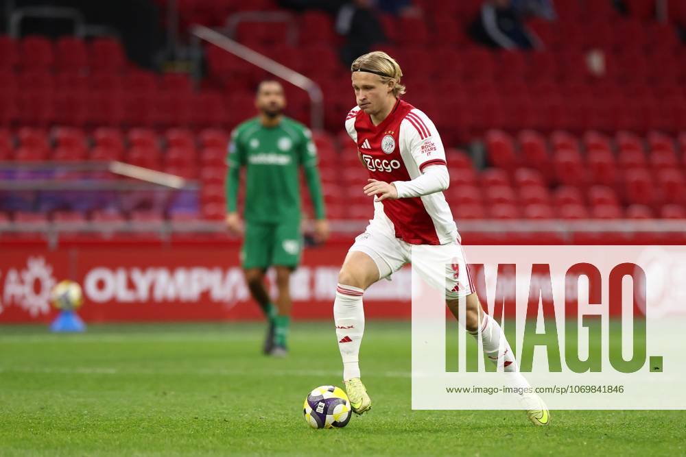 , JohanCruyff Arena , season 2025 2026 , Dutch Eredivisie Football , match between Ajax and FC Groningen (replay) , Picture shows , Ajax player Kasper Dolberg Ajax - Groningen (replay) x32313245x