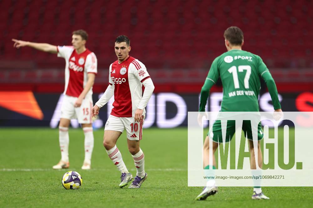 , JohanCruyff Arena , season 2025 2026 , Dutch Eredivisie Football , match between Ajax and FC Groningen (replay) , Picture shows , Ajax player Oscar Gloukh Ajax - Groningen (replay) x32313317x