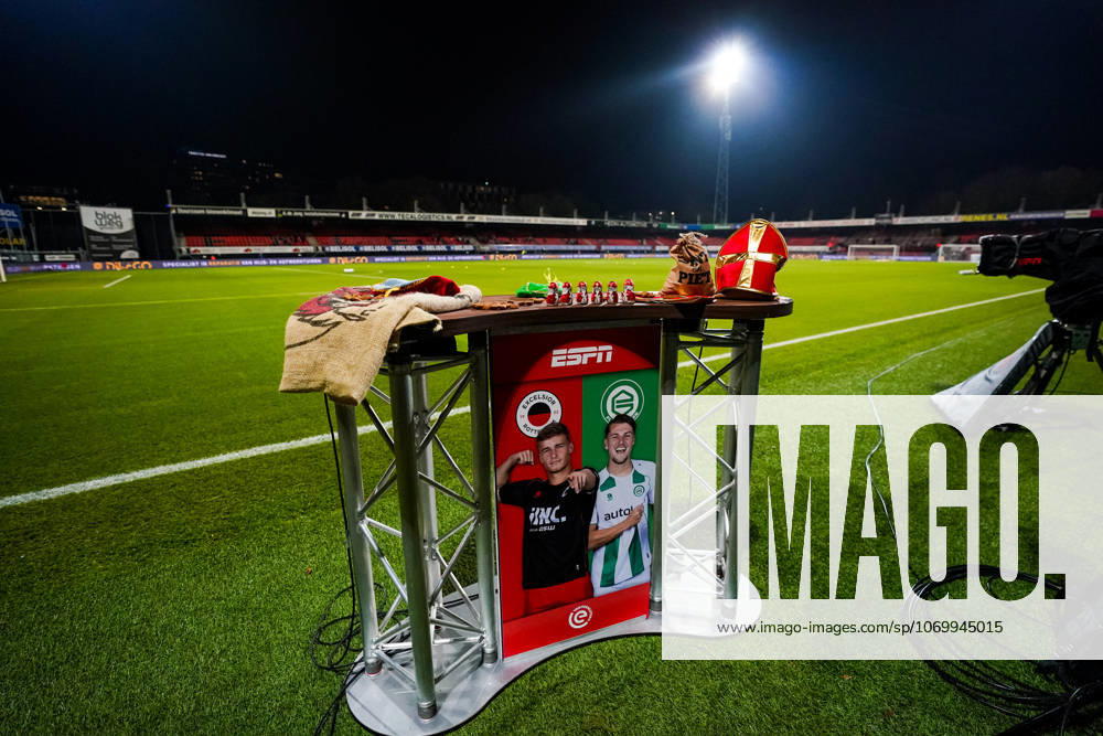 Eredivisie: Excelsior Rotterdam v FC Groningen Rotterdam - Sinterklaas at Stadion Woudestein during the fifteenth competition round of the 2025 2026 Eredivisie season. The match is set between Excelsior Rotterdam and FC Groningen at Stadion Woudestein on 5 December 2025 in Rotterdam, The Netherlands. (VK Sportphoto Danny de Groot)