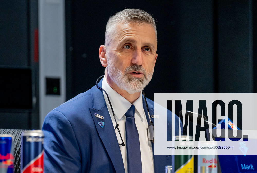 Mark French (Chef-Trainer, ERC Ingolstadt) bei der Pressekonferenz nach dem Spiel GER, EHC Red Bull Muenchen vs. ERC Ingolstadt, Eishockey, DEL, 25. Spieltag, Saison 2025 2026, 05.12.2025. GER, EHC Red Bull Muenchen vs. ERC Ingolstadt, Eishockey, DEL, 25. Spieltag, Saison 2025 2026, 05.12.2025. Muenchen