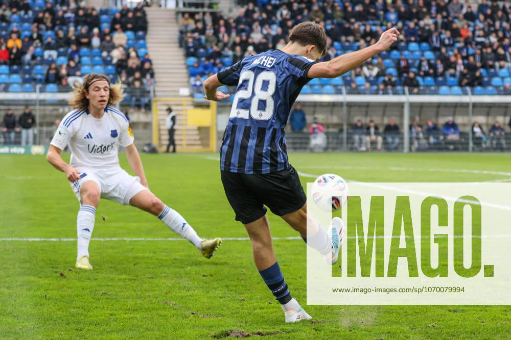 Diego Michel (SV Waldhof Mannheim, 28) Fussball: 3. Liga, 17. Spieltag, SV Waldhof Mannheim vs. 1. FC Saarbrücken am 07.12.2025 in Mannheim (Carl-Benz-Stadion), Deutschland Mannheim Carl-Benz-Stadion Deutschland