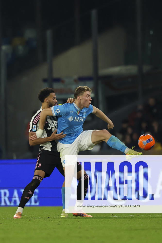 Napolis Rasmus Hojlund during the Serie A soccer match between Napoli and Juventus at the Diego Armando Maradona Stadium in Naples, southern italy - Saturday , December 07 , 2025. - Soccer .