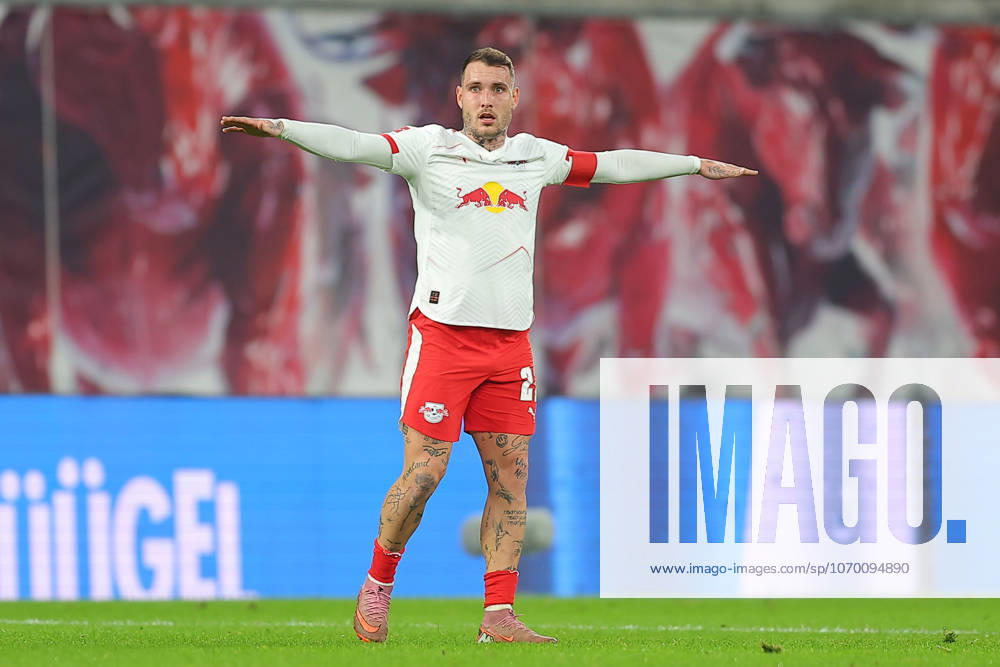 RB Leipzig - Frankfurt Bundesliga Leipzig, 06.12.2025, Red Bull Arena, Fußball, Männer, Saison 2025 2026, 1. Bundesliga, 13. Spieltag, RB Leipzig - Eintracht Frankfurt 6:0 (2:0) , Im Bild: David Raum (22, RB Leipzig) ,