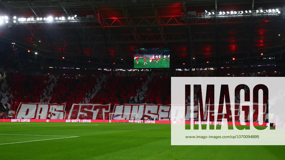 RB Leipzig - Frankfurt Bundesliga Leipzig, 06.12.2025, Red Bull Arena, Fußball, Männer, Saison 2025 2026, 1. Bundesliga, 13. Spieltag, RB Leipzig - Eintracht Frankfurt 6:0 (2:0) , Im Bild: Fans Leipzig zeigen Choreo ,